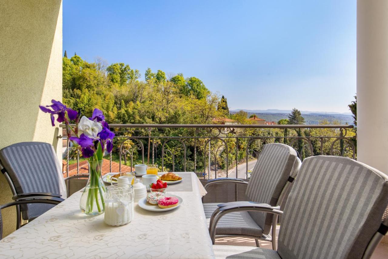 Light Summer Apartment With A Swimming Pool Opatija Exterior foto